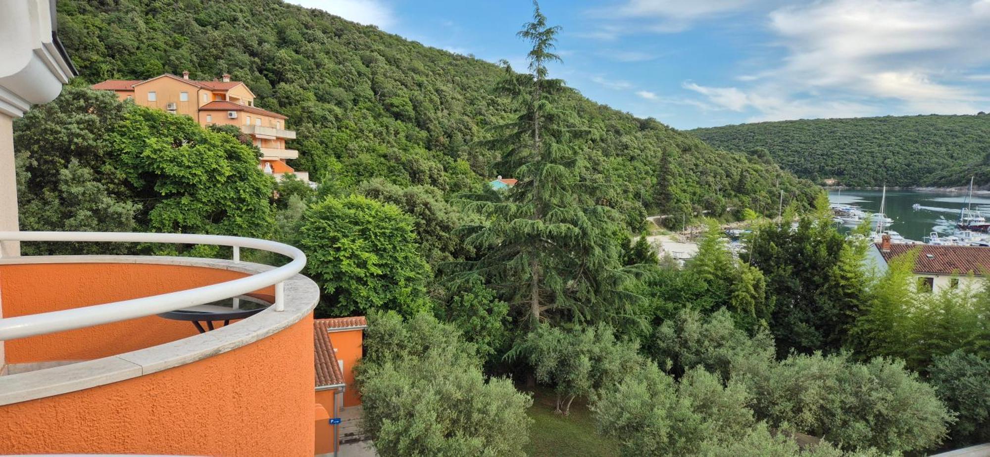 Hotel Carmen Krnica Bagian luar foto