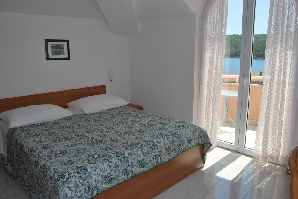 Hotel Carmen Krnica Ruang foto
